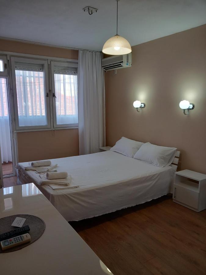 Sea Central Apartment بورغاس المظهر الخارجي الصورة