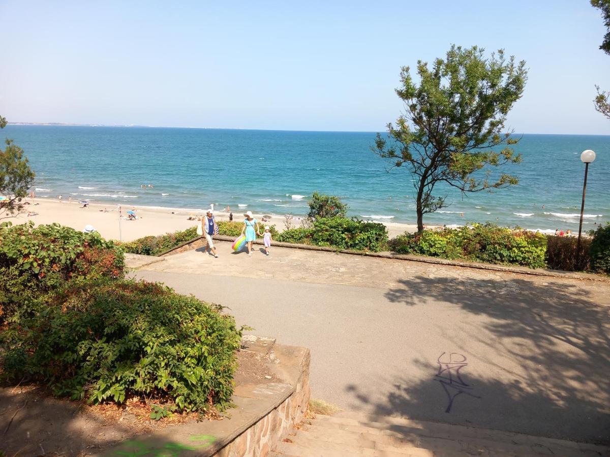 Sea Central Apartment بورغاس المظهر الخارجي الصورة
